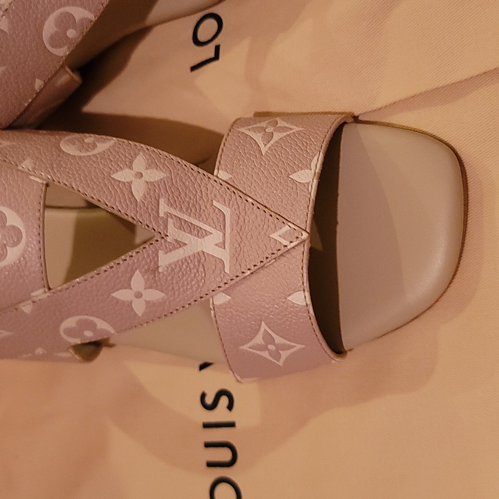 Louis Vuitton Sandal Cream Giant Flower Monogram Color Leather 39.5=9.5 New Tags - Picture 9 of 14